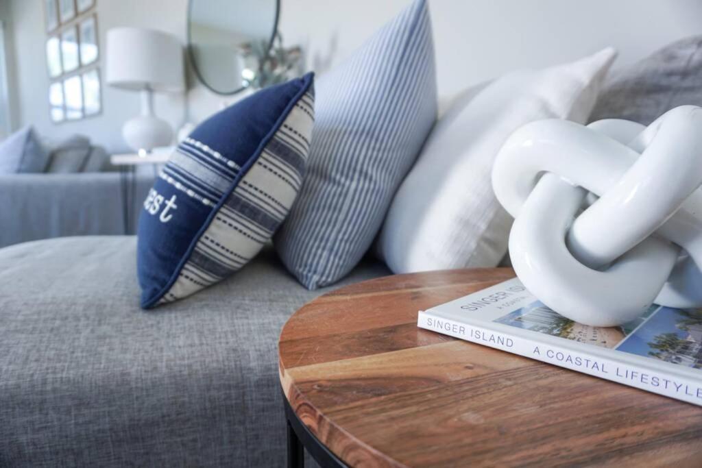 The Beach House At Seascape Steps From The Beach, Marina And Shops! West Palm Beach Exteriér fotografie