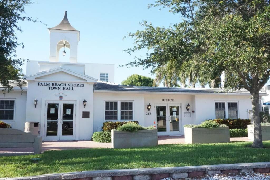 The Beach House At Seascape Steps From The Beach, Marina And Shops! West Palm Beach Exteriér fotografie