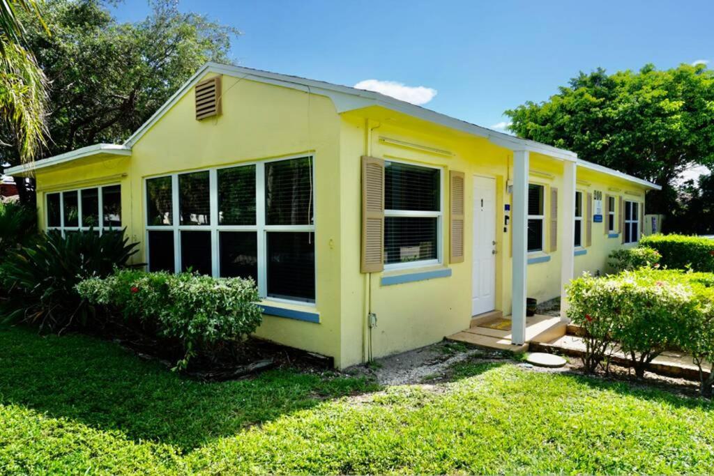 The Beach House At Seascape Steps From The Beach, Marina And Shops! West Palm Beach Exteriér fotografie
